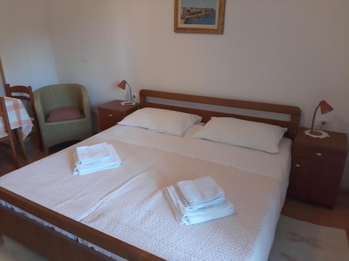 Apartments N & V Porec Luaran gambar